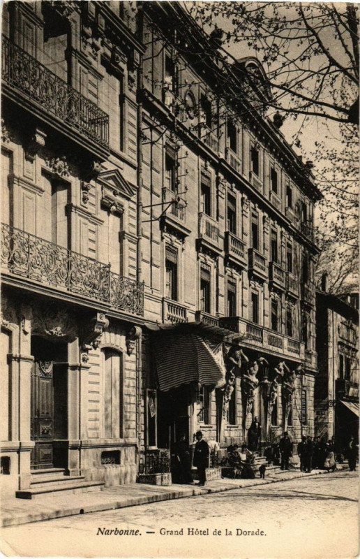 Carte postale ancienne Narbonne-Grand Hotel de la Dorade à Narbonne