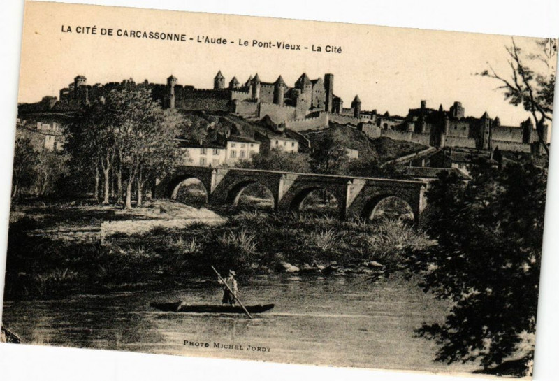 Carte postale ancienne La Cité de Carcassonne-L'Aude-Le Pont-Vieux-La Cité à Carcassonne
