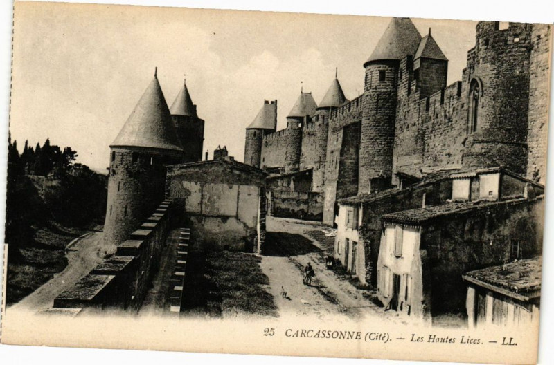 Carte postale ancienne Carcassonne-Les Hautes Lices à Carcassonne