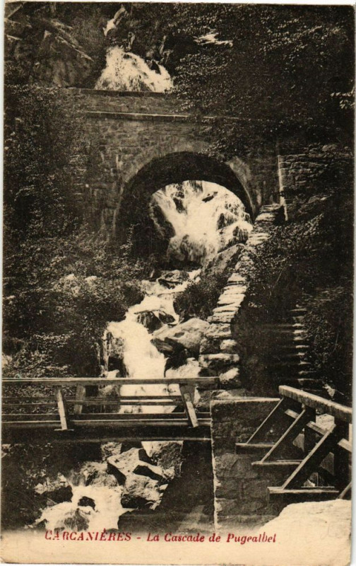 Carte postale ancienne Carcanieres-La Cascade de Pugealbel