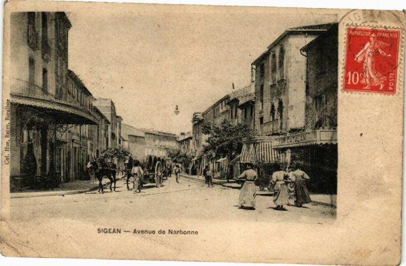 Carte postale ancienne Sigean-Avenue de Narbonne à Narbonne