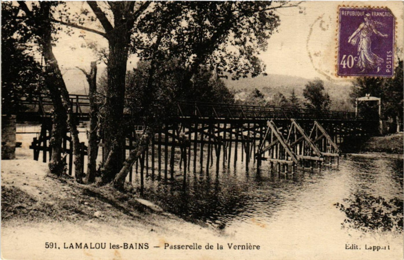 Carte postale ancienne Lamalou-les-Bains - Passerelle de la Verniére à Lamalou-les-Bains