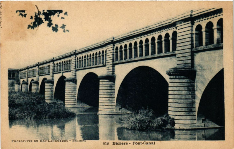Carte postale ancienne Béziers - Pont-Canal à Béziers