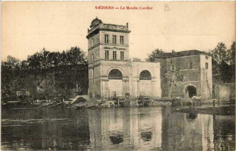 Carte postale ancienne Béziers - Le Moulin Cordier à Béziers