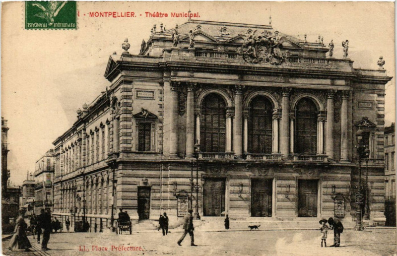 Carte postale ancienne Montpellier - Théátre Municipal à Montpellier