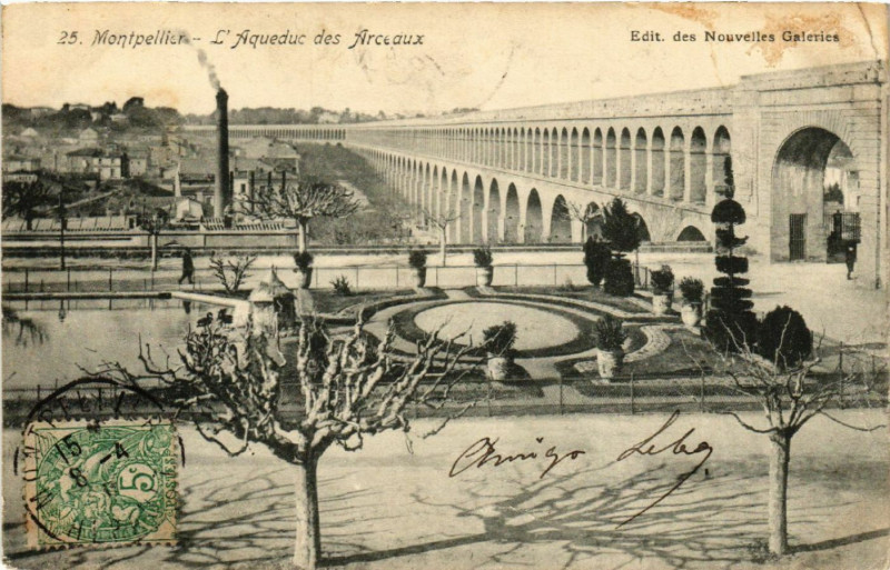 Carte postale ancienne Montpellier - L'Aqueduc des Arceaux à Montpellier