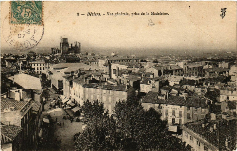 Carte postale ancienne Béziers - Vue générale, prise de la Madeleine à Béziers