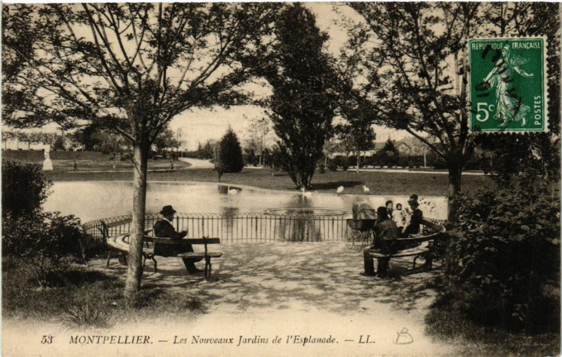 Carte postale ancienne Montpellier - Les Nouveaux Jardins de l'Esplanade à Montpellier