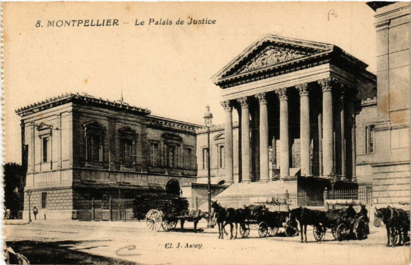 Carte postale ancienne Montpellier - Le Palais de Justice à Montpellier