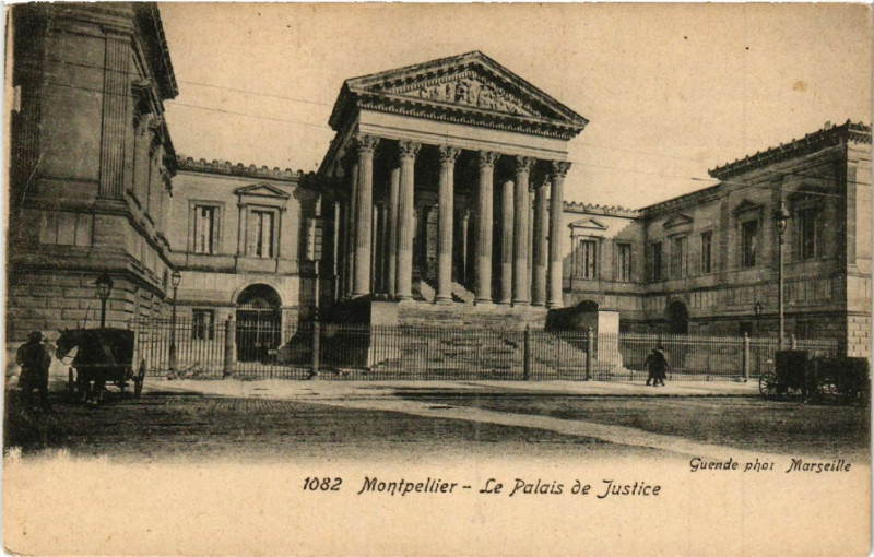 Carte postale ancienne Montpellier - Le Palais de Justice à Montpellier