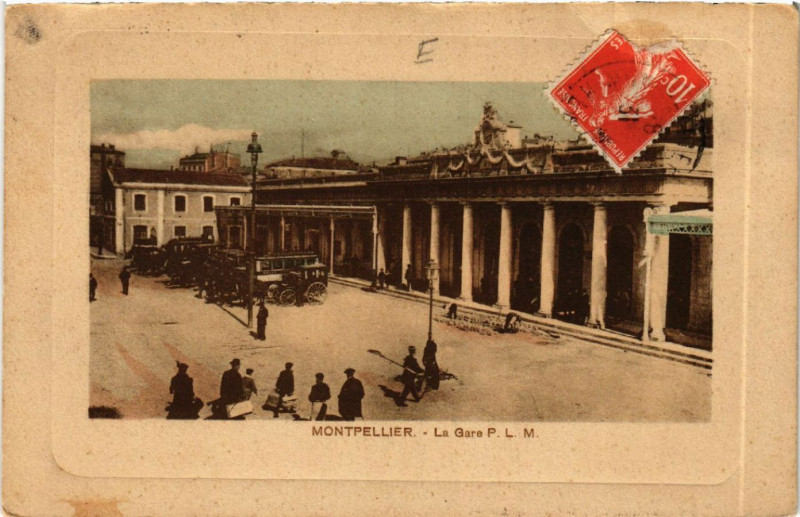 Carte postale ancienne Montpellier - La Gare P. L.M. à Montpellier