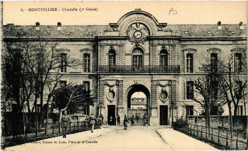 Carte postale ancienne Montpellier - Citadelle ( 2* Génie ) à Montpellier