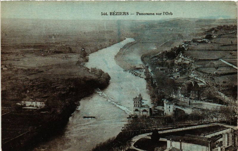 Carte postale ancienne Béziers - Panorama sur l'Orb à Béziers