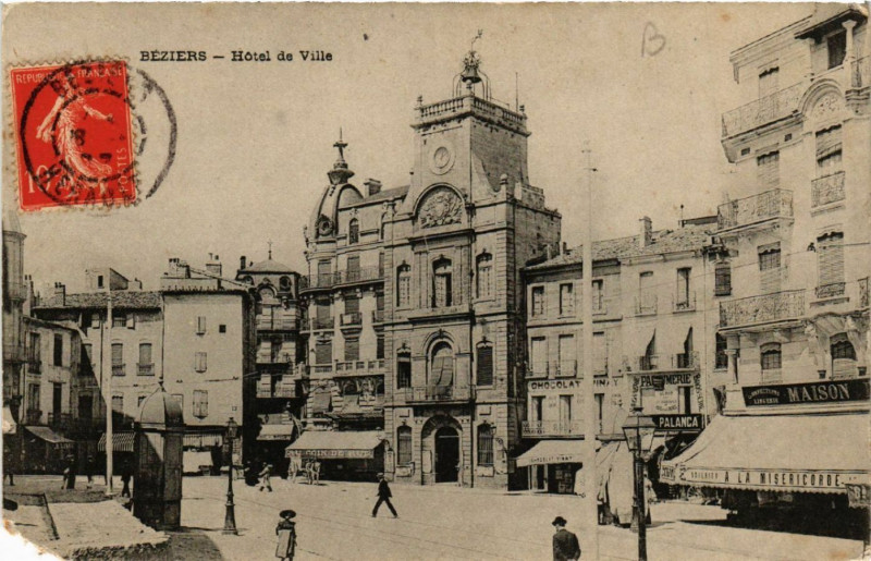 Carte postale ancienne Béziers - Hotel de Ville à Béziers