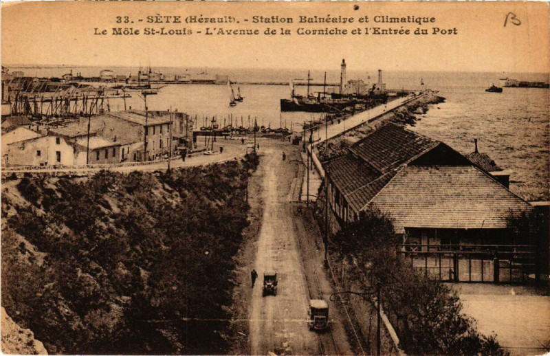 Carte postale ancienne Séte (Hérault) - Station Balnéaire et Climatique -Le Mole Saint-Louis à Sète
