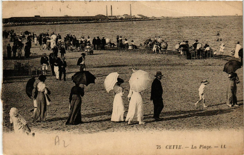 Carte postale ancienne Cette - La Plage