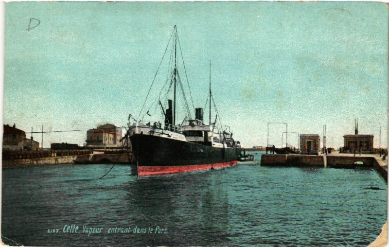 Carte postale ancienne Cette. Vapeur entrant dans le Port