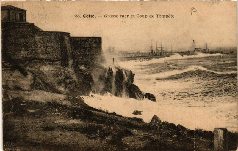 Carte postale ancienne Cette - Grosse mer et Coup de Tempéte
