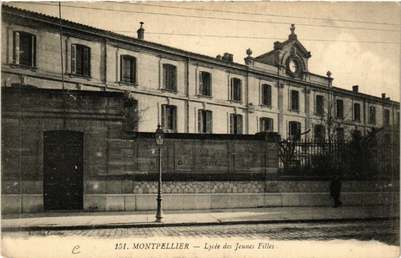 Carte postale ancienne Montpellier - Lycée des Jeunes Filles à Montpellier