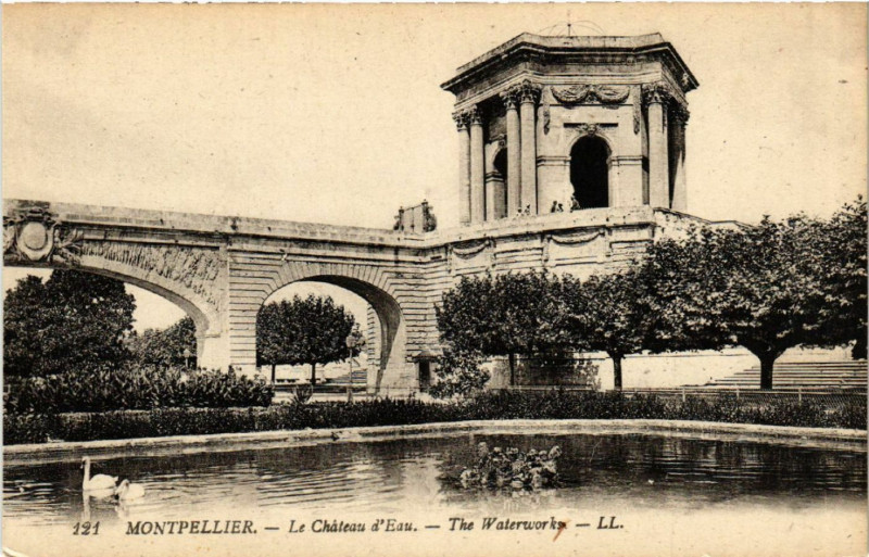 Carte postale ancienne Montpellier - Le Cháteau d'Eau - The Waterworks à Montpellier