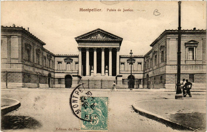 Carte postale ancienne Montpellier- Palais de Justice à Montpellier