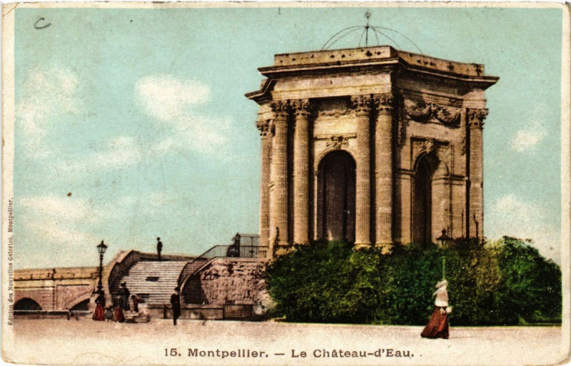 Carte postale ancienne Montpellier - Le Cháteau- d'Eau à Montpellier