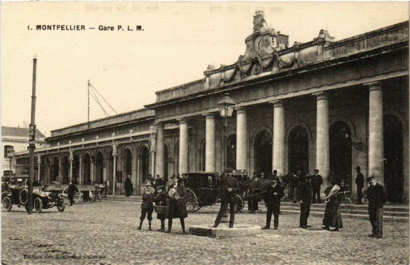 Carte postale ancienne Montpellier - Gare P.-L.M. à Montpellier