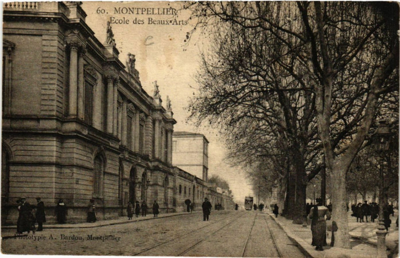 Carte postale ancienne Montpellier - Ecole des Beaux-Arts à Montpellier