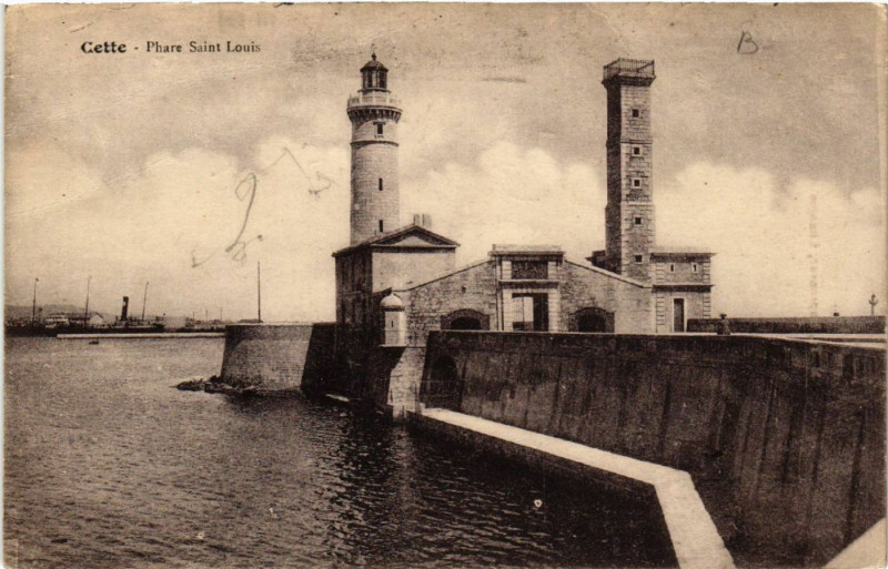 Carte postale ancienne Phare Saint-Louis à Sète