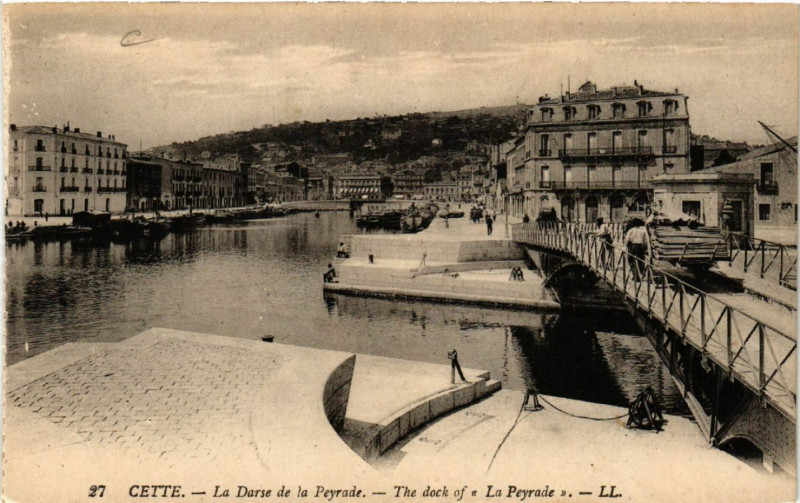 Carte postale ancienne Cette - La Darse de la Peyrade - The dock of La Peyrade