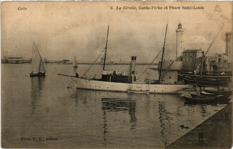 Carte postale ancienne La Girelle, Gade-Péche et Phare Saint-Louis