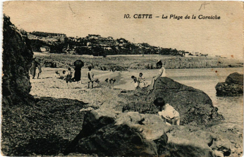 Carte postale ancienne Cette - La Plage de la Corniche