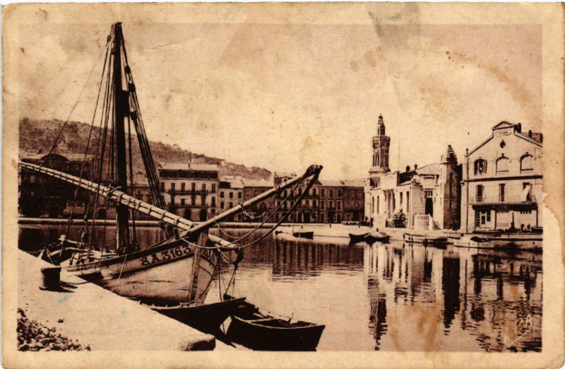 Carte postale ancienne L'Hérault Illustré - Séte -Darse de la Peyrade,la Chambre de .. à Sète