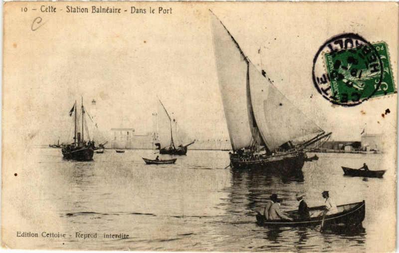 Carte postale ancienne Cette - Station Balnéaire - Dans le Port