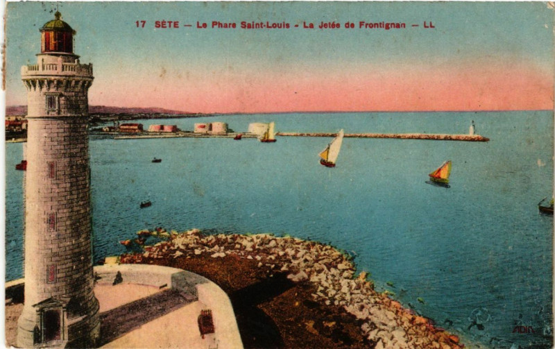 Carte postale ancienne Séte -Le Phare Saint-Louis - La Jetée de Frontignan à Sète