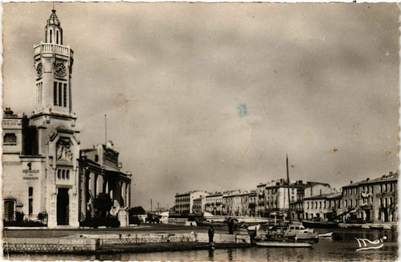 Carte postale ancienne Séte - Palais Consulaire à Sète