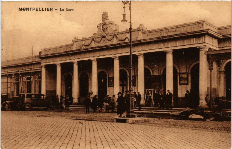 Carte postale ancienne Montpellier - La Gare à Montpellier