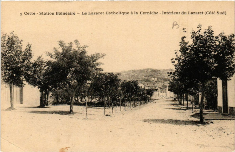 Carte postale ancienne Cette - Station Balnéaire - La Lazaret Catholique á la Corniche ..