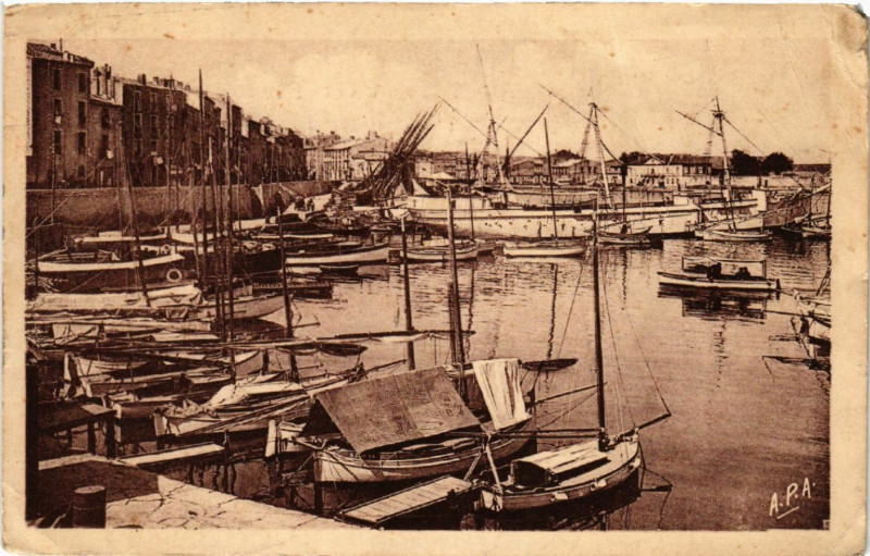 Carte postale ancienne L'Hérault Illustre - Séte - Port de Plaisance à Sète