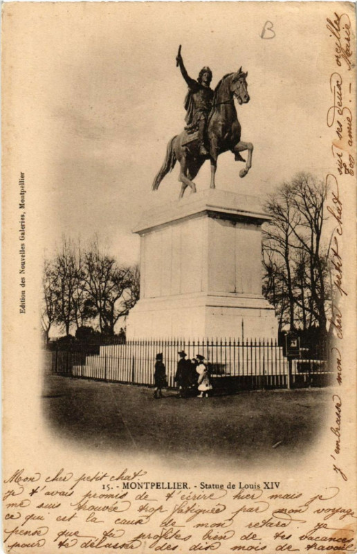 Carte postale ancienne Montpellier - Statue de Louis Xiv à Montpellier