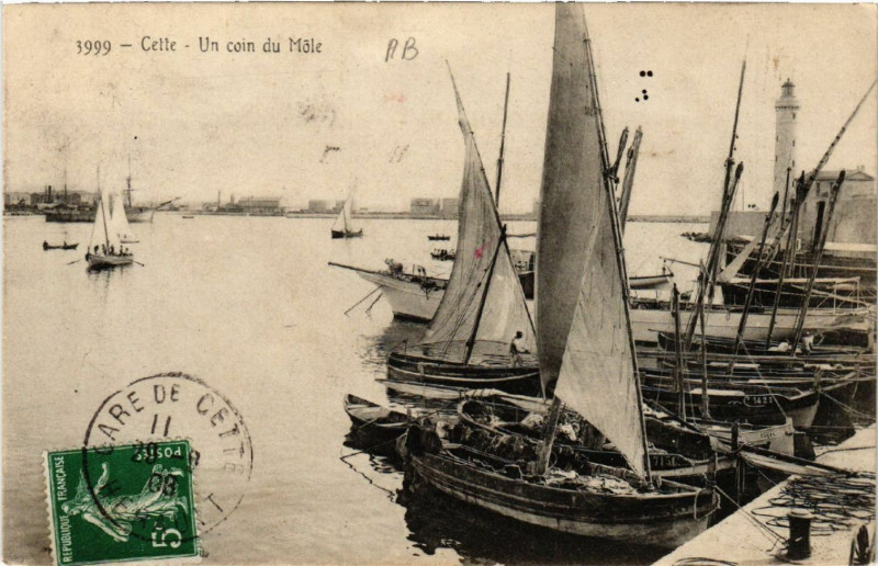 Carte postale ancienne Cette - Un coin du Mole