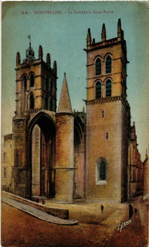 Carte postale ancienne Montpellier - La Cathédrale Saint-Pierre à Montpellier