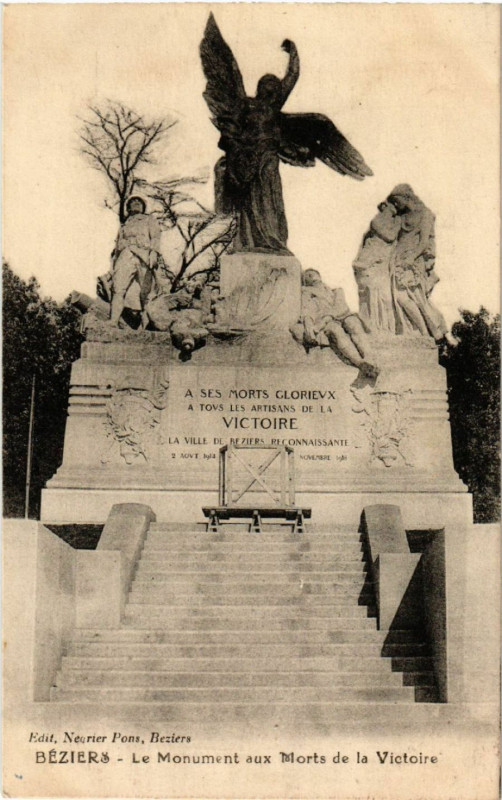 Carte postale ancienne Béziers - Le Monument aux Morts de la Victoire à Béziers