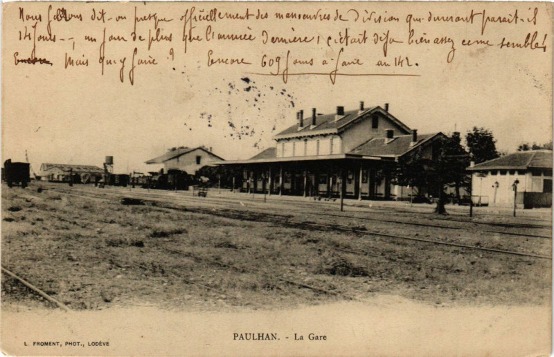 Carte postale ancienne Paulhan - La Gare à Paulhan