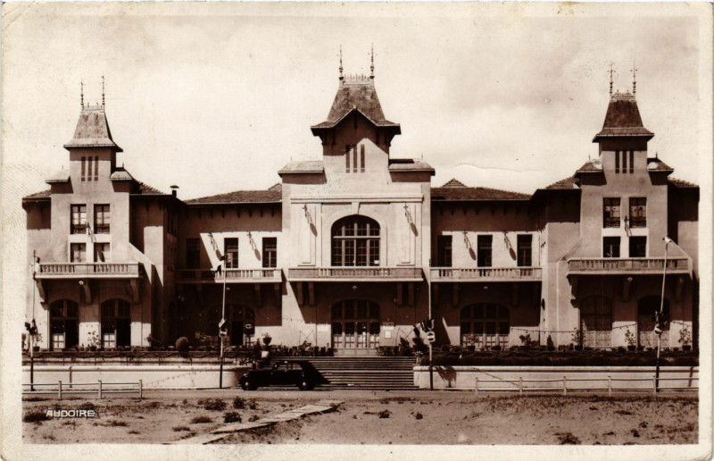 Carte postale ancienne Valras Plage - Le Casino à Valras-Plage