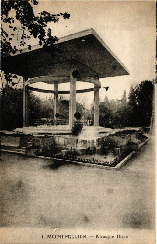 Carte postale ancienne Montpellier - Kiosque Bosc à Montpellier