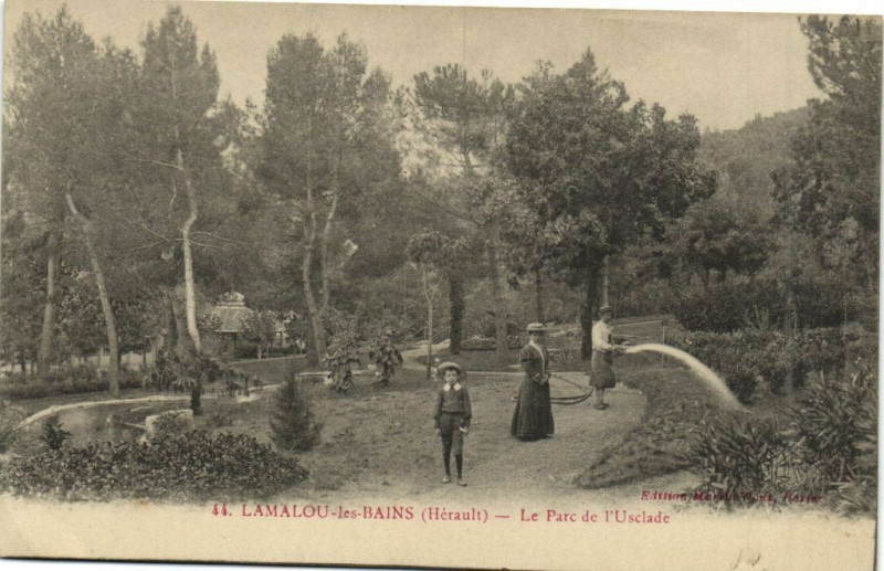 Carte postale ancienne Lamalou les Bains - (Hérault) - Le Parc de l'Usclade à Lamalou-les-Bains