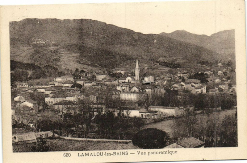 Carte postale ancienne Lamalou -les-Bains Vue panoramique à Lamalou-les-Bains