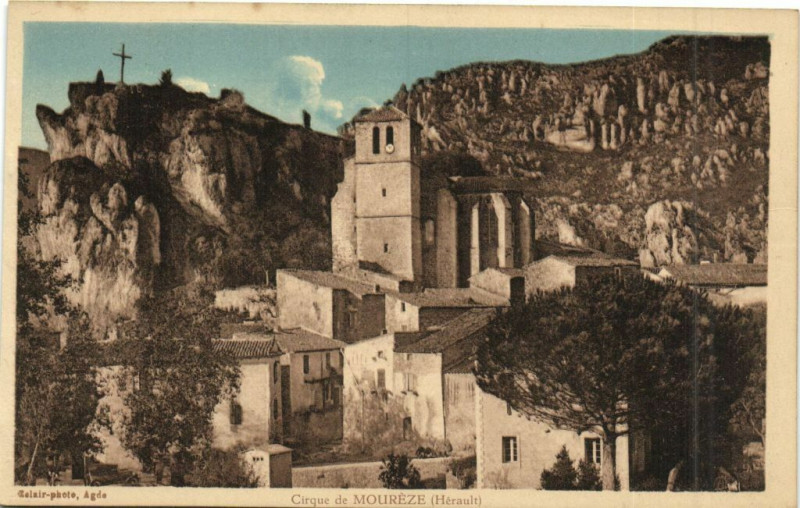 Carte postale ancienne Cirque de Moureze (Hérault) à Mourèze