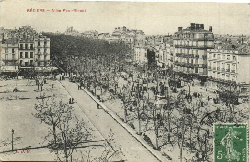 Carte postale ancienne Béziers - Allée Paul-Riquet à Béziers